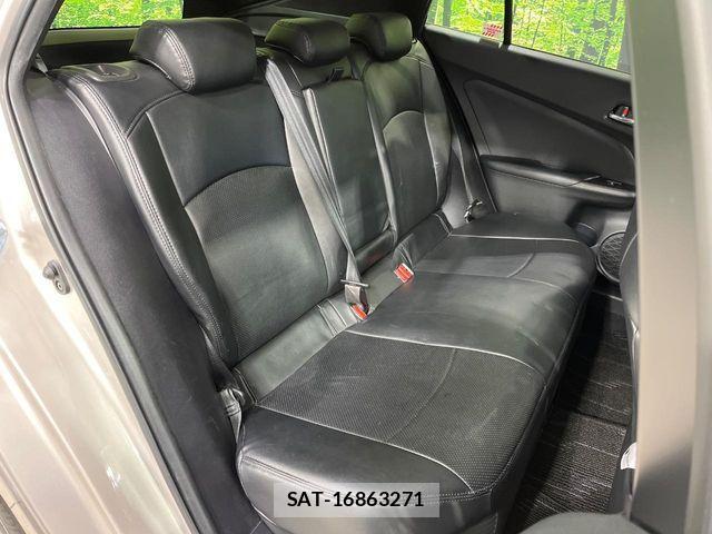 Toyota PRIUS 2018-09 4977718-9
