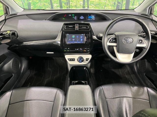 Toyota PRIUS 2018-09 4977718-1