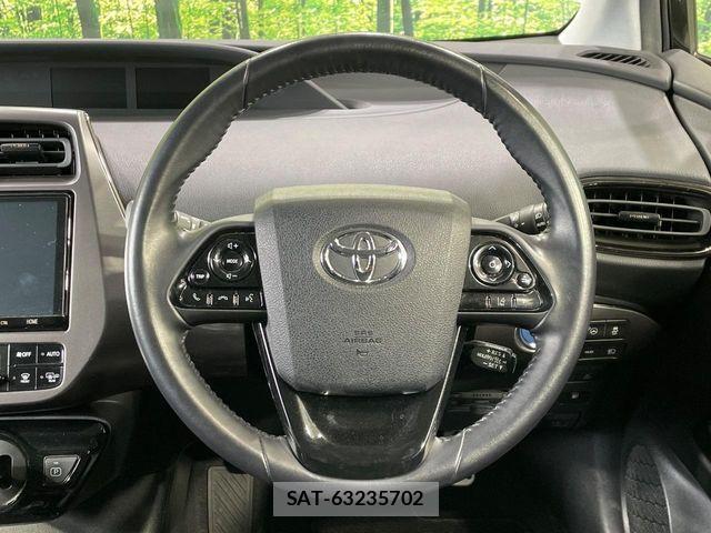 Toyota PRIUS 2021-11 4977424-10
