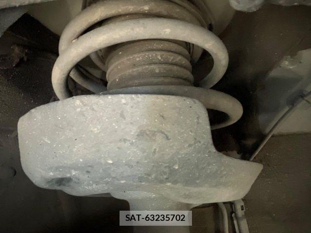 Toyota PRIUS 2021-11 4977424-19