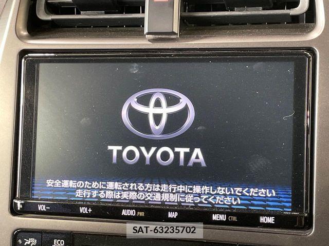 Toyota PRIUS 2021-11 4977424-2