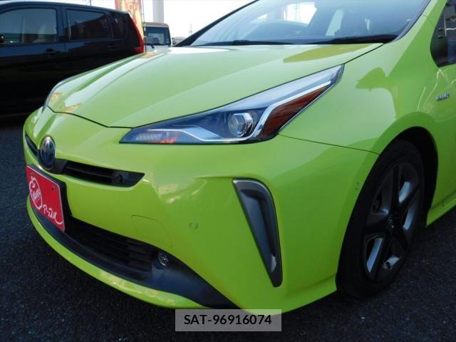 Toyota PRIUS 2018-12 4977556-10