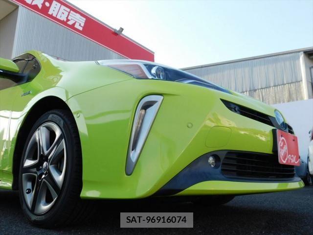 Toyota PRIUS 2018-12 4977556-11