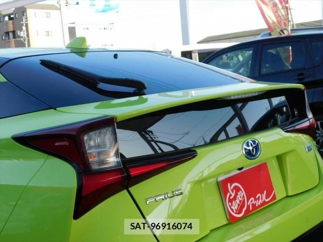 Toyota PRIUS 2018-12 4977556-21