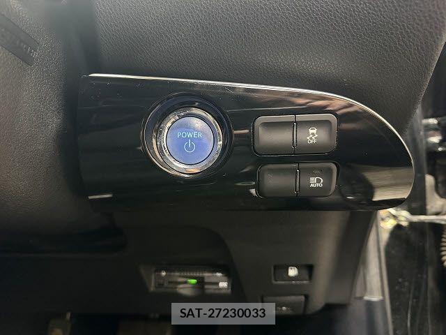 Toyota PRIUS 2016-01 4977572-13