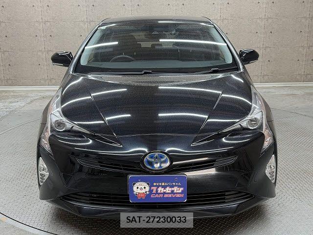 Toyota PRIUS 2016-01 4977572-4