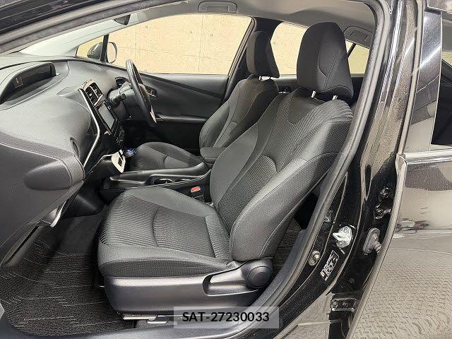 Toyota PRIUS 2016-01 4977572-8
