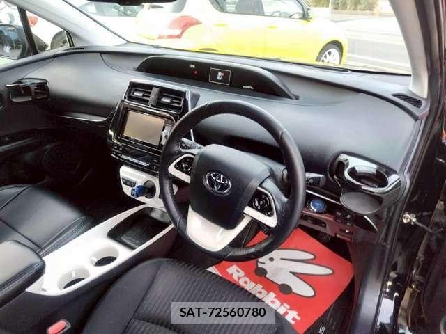 Toyota PRIUS 2016-02 5875808-9