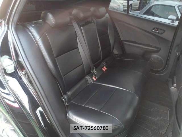Toyota PRIUS 2016-02 5875808-11