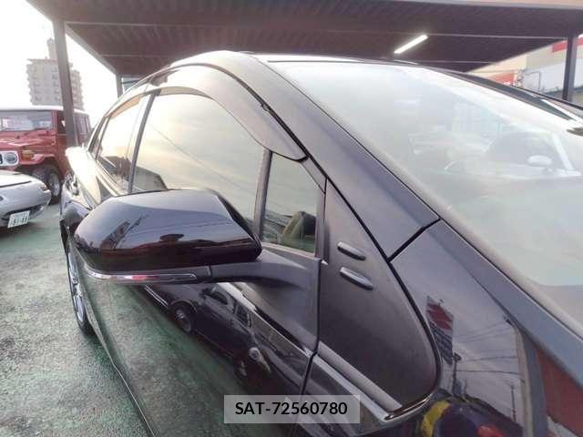 Toyota PRIUS 2016-02 5875808-26