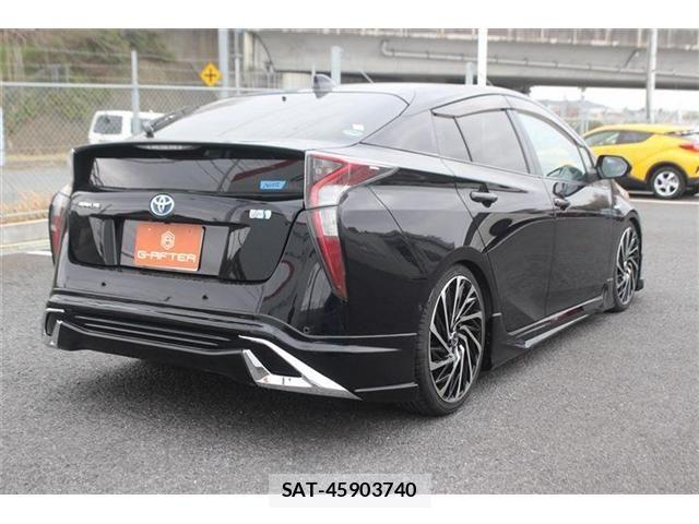 Toyota PRIUS 2016-07 5875687-5