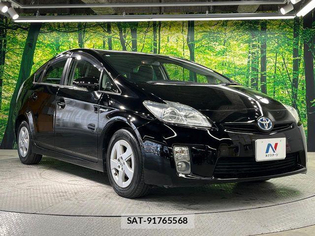 Toyota PRIUS 2010-05 5875867-15