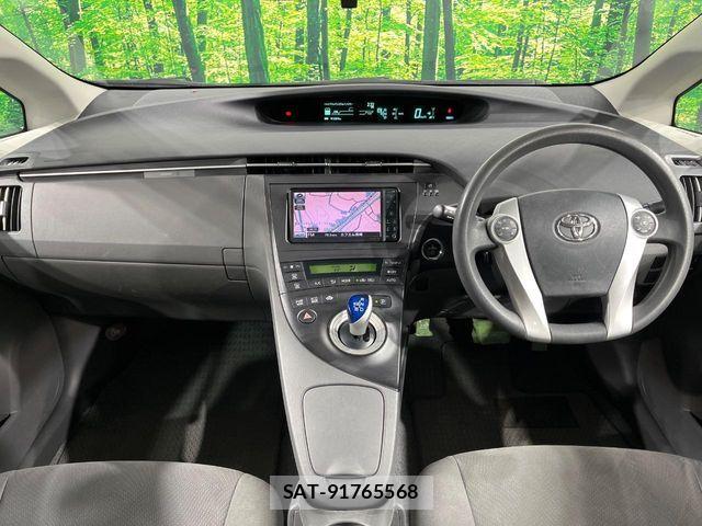 Toyota PRIUS 2010-05 5875867-1