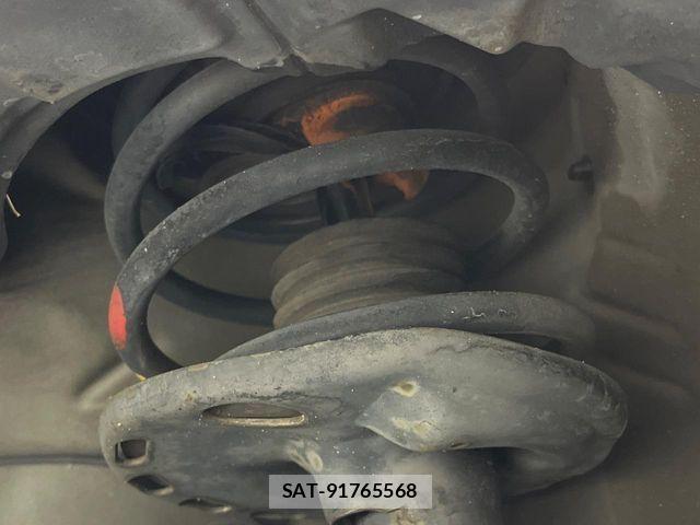 Toyota PRIUS 2010-05 5875867-19