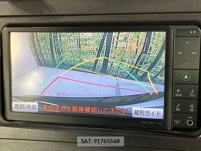 Toyota PRIUS 2010-05 5875867-3