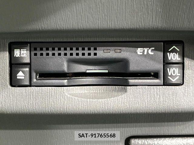 Toyota PRIUS 2010-05 5875867-6