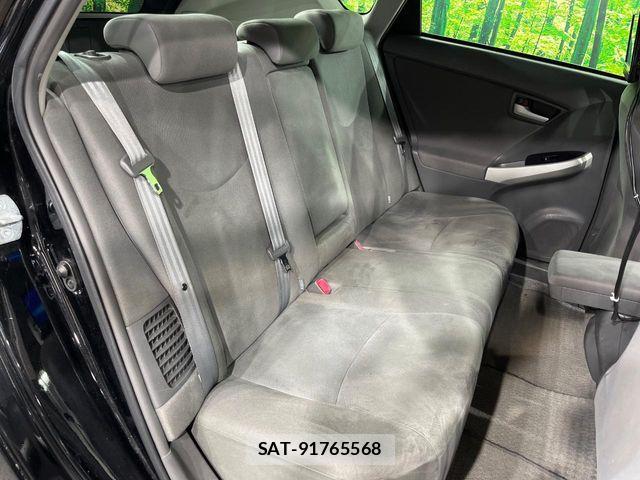 Toyota PRIUS 2010-05 5875867-8