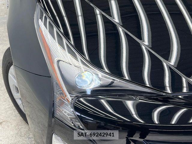Toyota PRIUS 2016-06 5875738-11