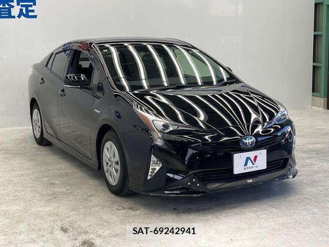 Toyota PRIUS 2016-06 5875738-15