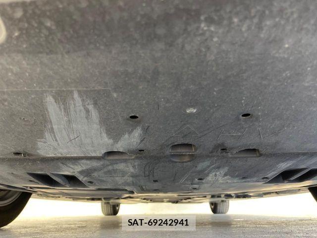 Toyota PRIUS 2016-06 5875738-18