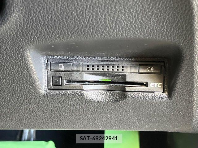 Toyota PRIUS 2016-06 5875738-6
