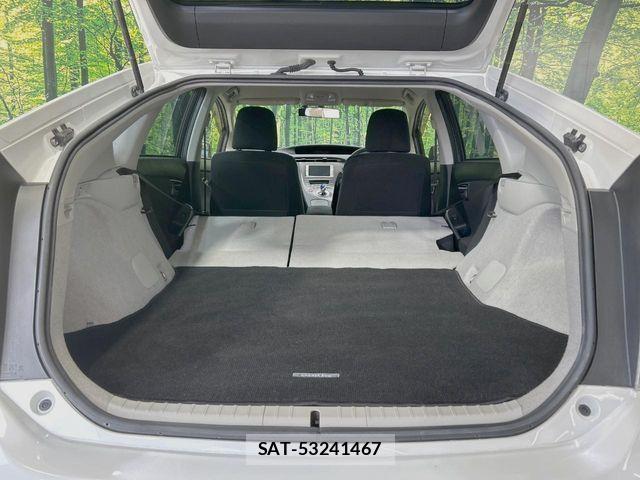 Toyota PRIUS 2013-03 5875817-9