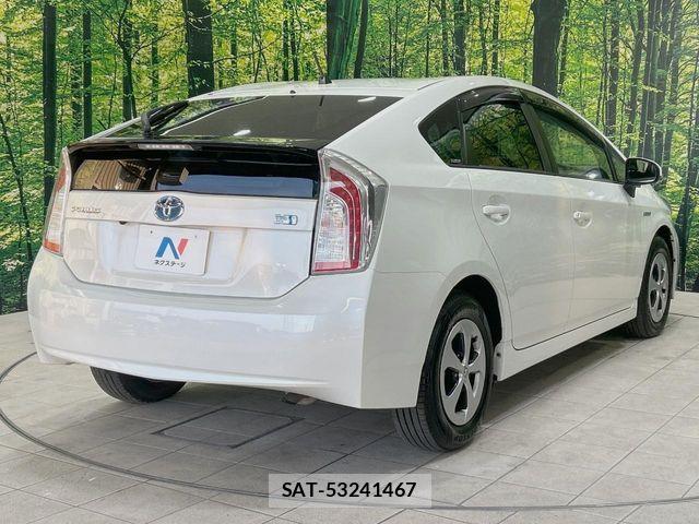 Toyota PRIUS 2013-03 5875817-16