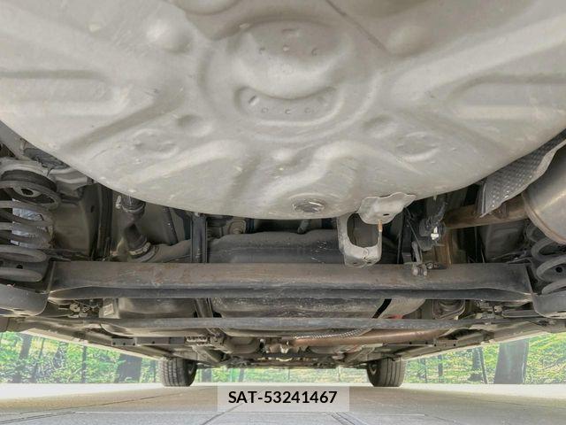 Toyota PRIUS 2013-03 5875817-18