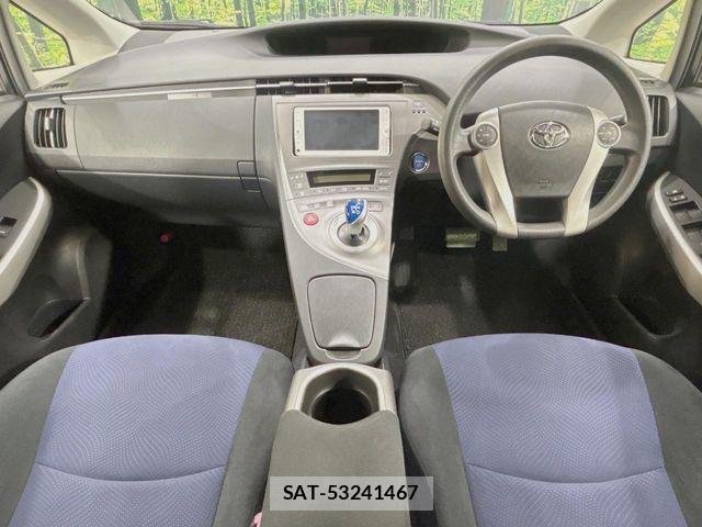 Toyota PRIUS 2013-03 5875817-1