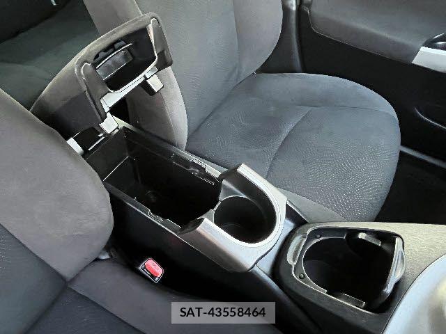 Toyota PRIUS 2015-03 5875832-11