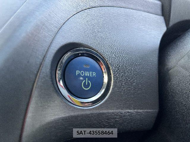 Toyota PRIUS 2015-03 5875832-16