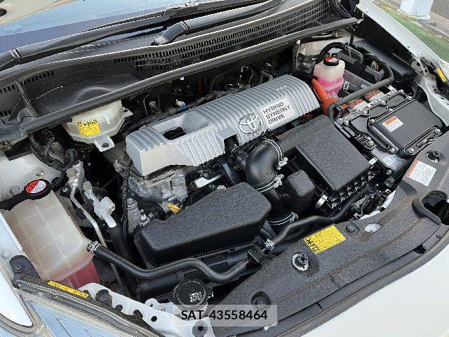 Toyota PRIUS 2015-03 5875832-27