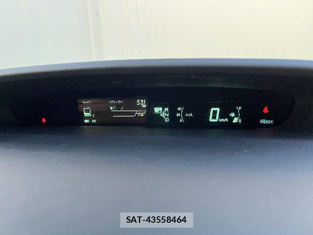 Toyota PRIUS 2015-03 5875832-7