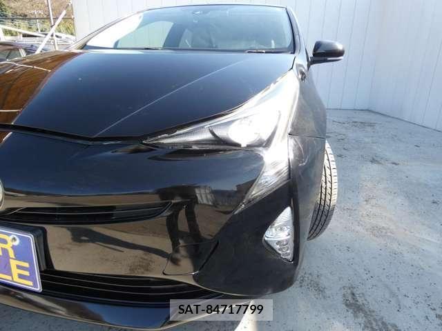 Toyota PRIUS 2015-02 5875816-21