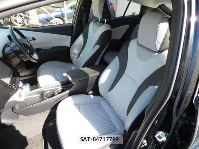 Toyota PRIUS 2015-02 5875816-8