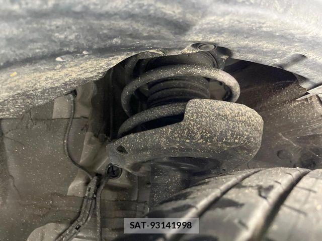 Toyota PRIUS 2023-06 6016217-19