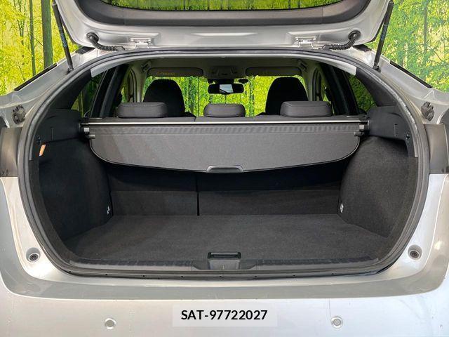 Toyota PRIUS 2018-11 6135550-9