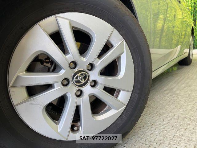 Toyota PRIUS 2018-11 6135550-12