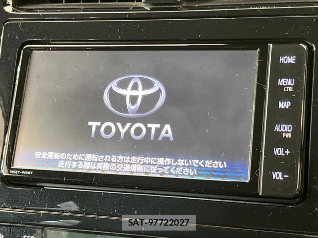 Toyota PRIUS 2018-11 6135550-2