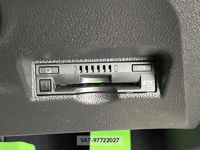 Toyota PRIUS 2018-11 6135550-5