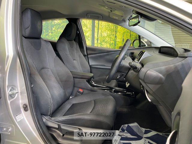 Toyota PRIUS 2018-11 6135550-7