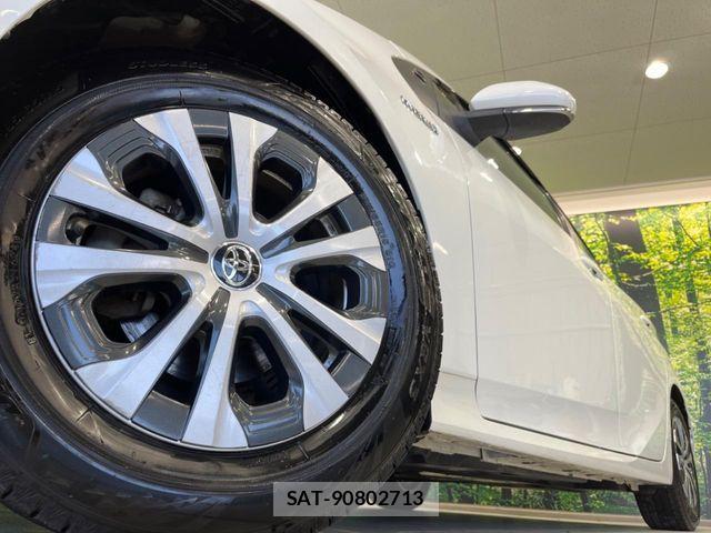 Toyota PRIUS 2019-03 6218447-12