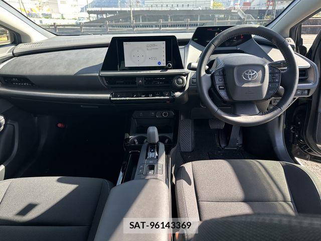 Toyota PRIUS 2023-08 6218428-1