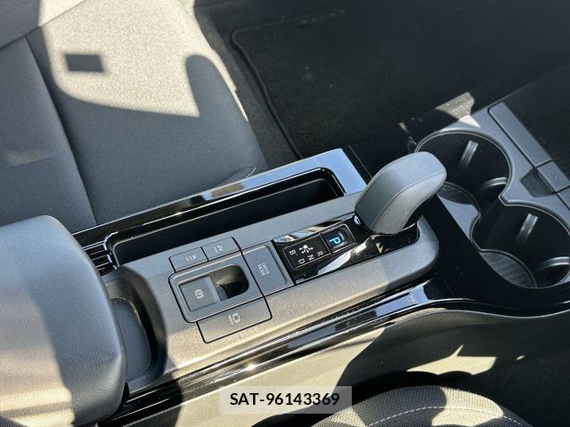 Toyota PRIUS 2023-08 6218428-4