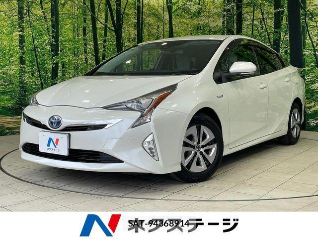 Toyota PRIUS 2016-05 6218508-0