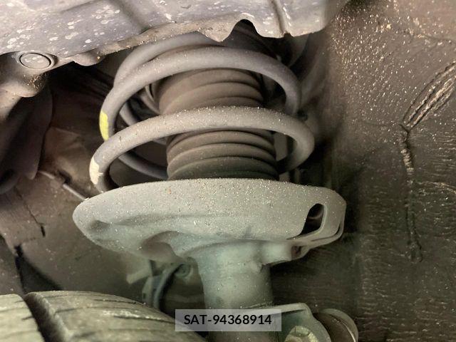 Toyota PRIUS 2016-05 6218508-18