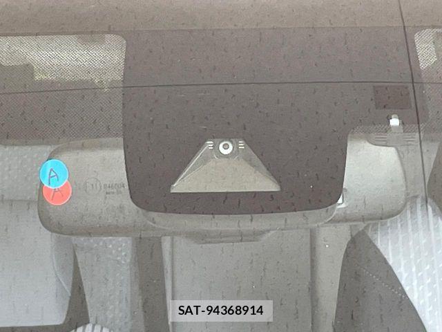 Toyota PRIUS 2016-05 6218508-4