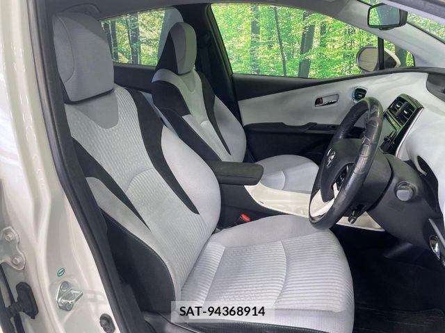 Toyota PRIUS 2016-05 6218508-7