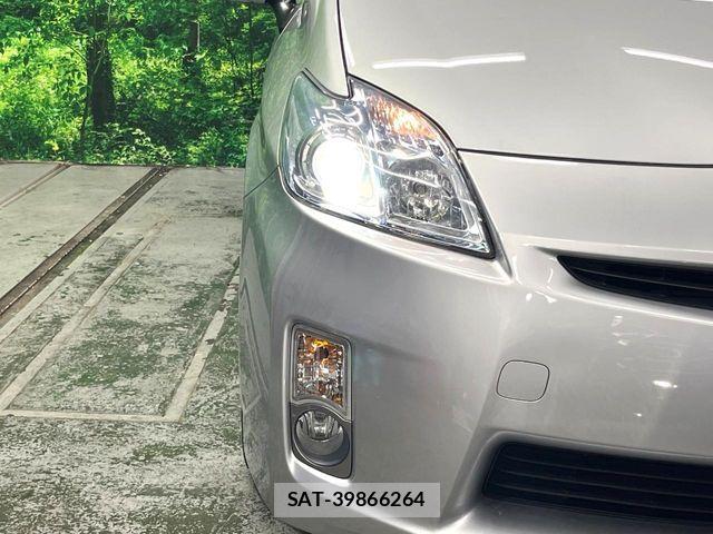 Toyota PRIUS 2011-12 6246756-12