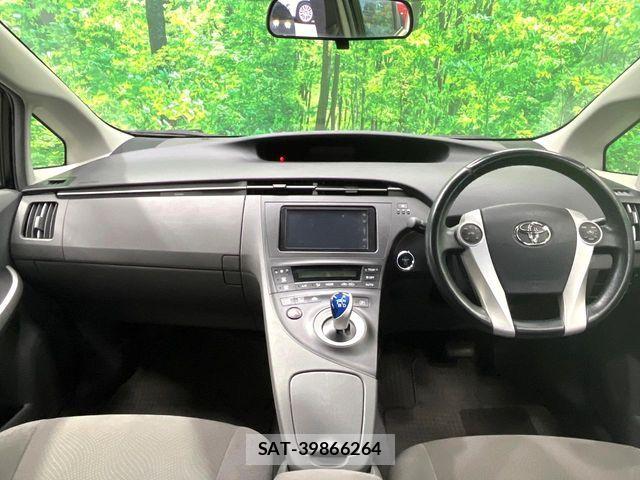 Toyota PRIUS 2011-12 6246756-1